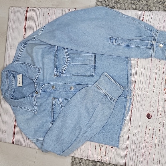 Agolde Raw Hem Light Washed Denim Jacket SIze Small - Picture 10 of 12